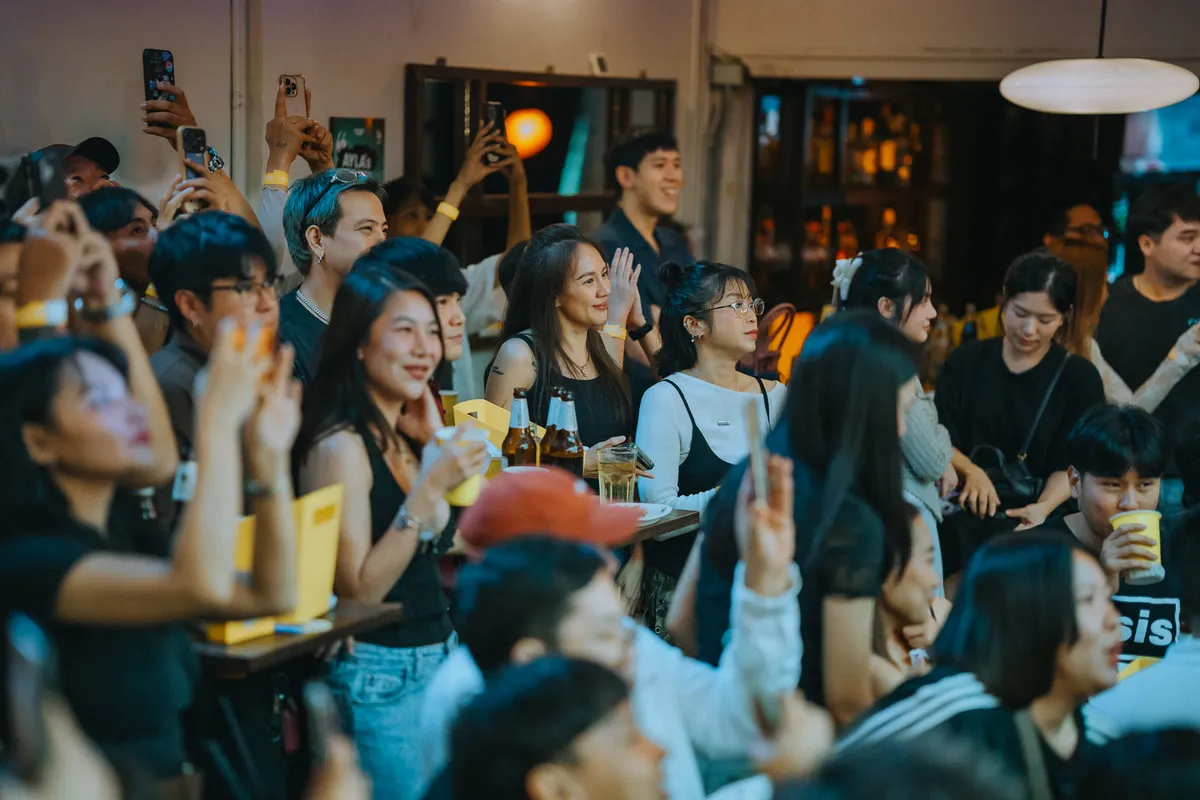 Photo 76 of 172 — AYLA's live at LATE NIGHT TALKING MUSIC BAR Chiang Mai · presented by Singha Corporation
