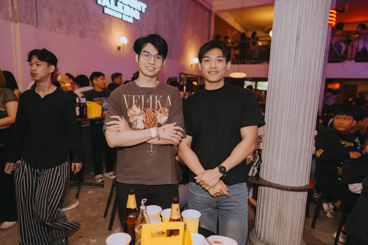 Photo 120 of 172 — AYLA's live at LATE NIGHT TALKING MUSIC BAR Chiang Mai · presented by Singha Corporation