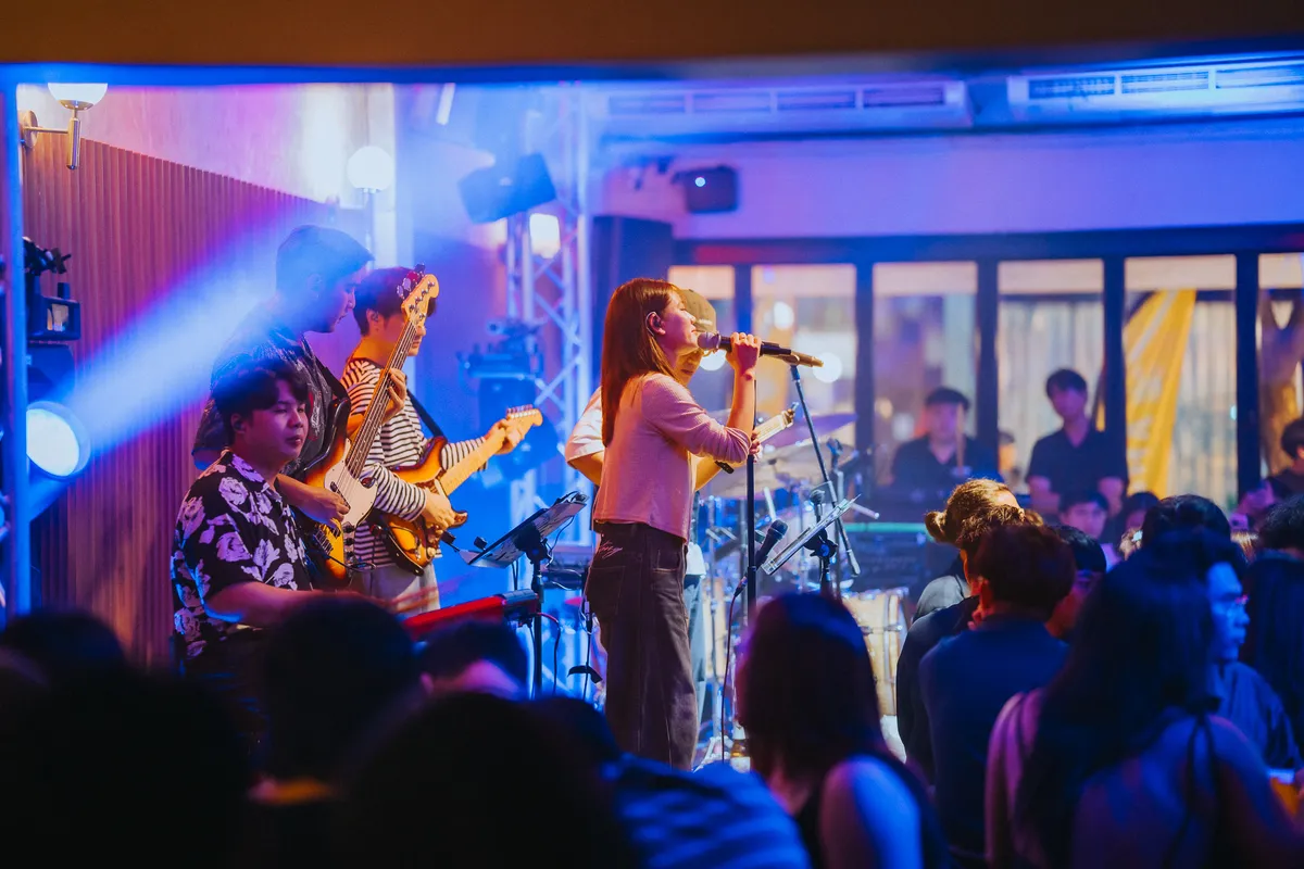 Photo 129 of 172 — AYLA's live at LATE NIGHT TALKING MUSIC BAR Chiang Mai · presented by Singha Corporation