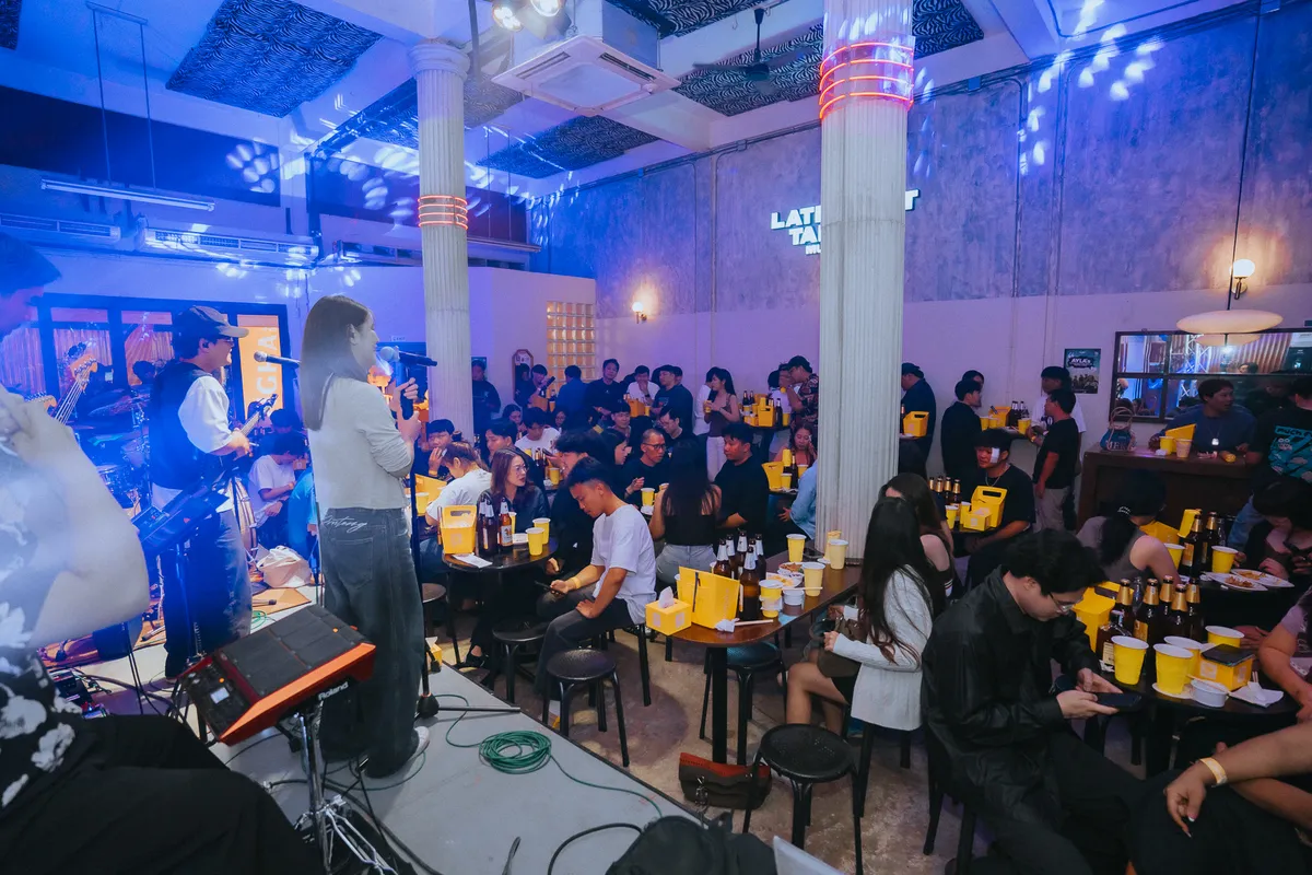 Photo 150 of 172 — AYLA's live at LATE NIGHT TALKING MUSIC BAR Chiang Mai · presented by Singha Corporation