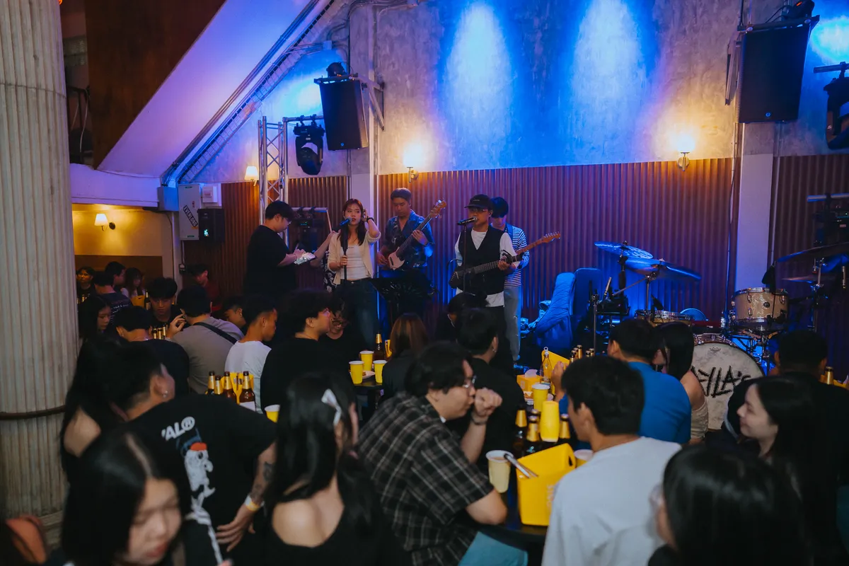 Photo 164 of 172 — AYLA's live at LATE NIGHT TALKING MUSIC BAR Chiang Mai · presented by Singha Corporation