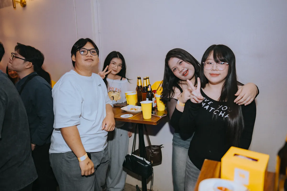 Photo 168 of 172 — AYLA's live at LATE NIGHT TALKING MUSIC BAR Chiang Mai · presented by Singha Corporation
