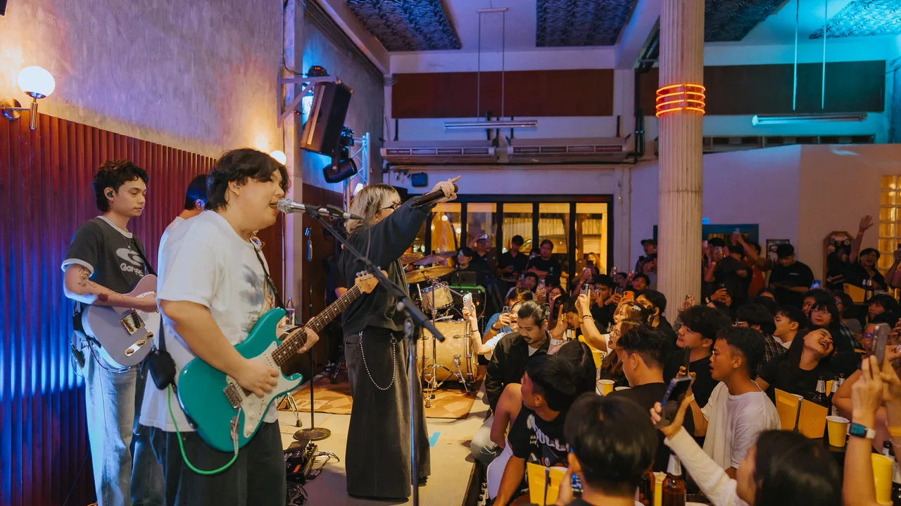 AYLA's Live · Presented by Singha Corporation at LATE NIGHT TALKING MUSIC BAR Chiang Mai