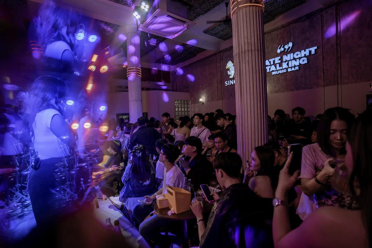 Photo 11 of 41 — A Night with Gun Charlie at LATE NIGHT TALKING MUSIC BAR Chiang Mai · MAFIA.NIMMAN
