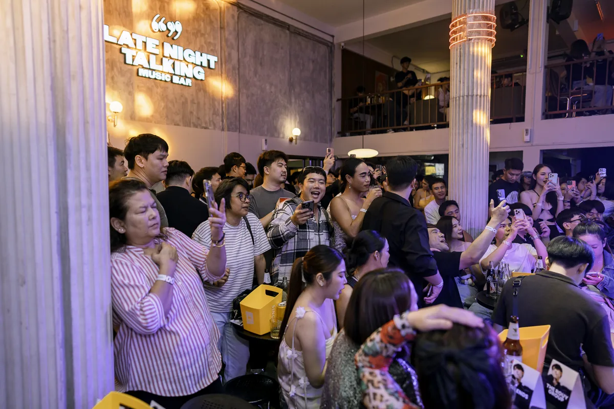 Photo 31 of 41 — A Night with Gun Charlie at LATE NIGHT TALKING MUSIC BAR Chiang Mai · MAFIA.NIMMAN