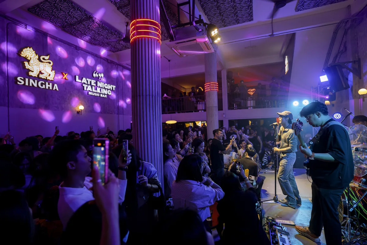 Photo 35 of 41 — A Night with Gun Charlie at LATE NIGHT TALKING MUSIC BAR Chiang Mai · MAFIA.NIMMAN