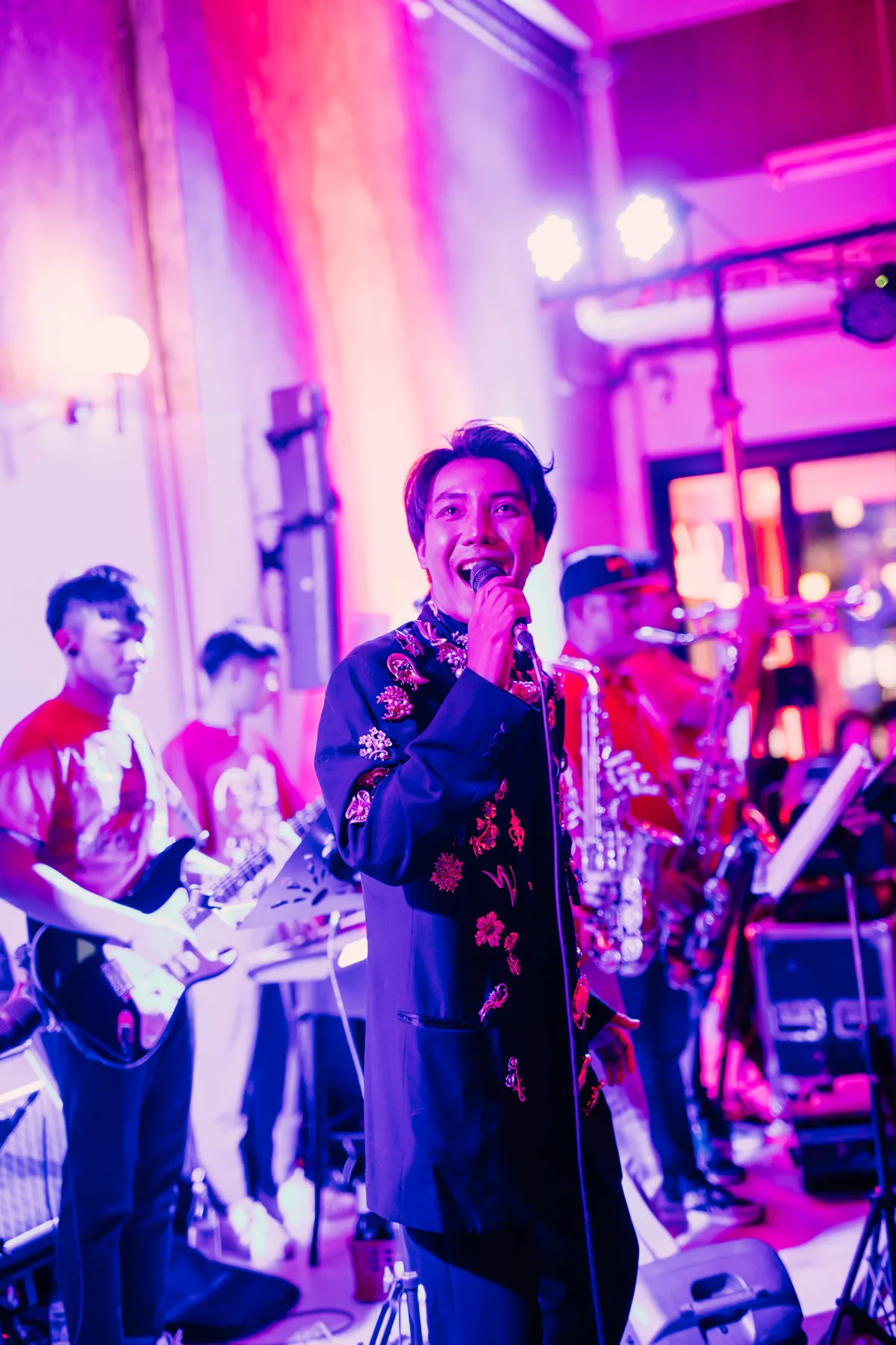 Photo 49 of 53 — Late Night Dancing x ลูกทุ่งแม่ขาหลวง · NYE 2023 at LATE NIGHT TALKING MUSIC BAR Chiang Mai